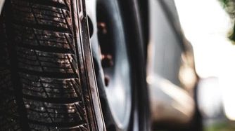 Je eerste auto gekocht? Let goed op je banden!